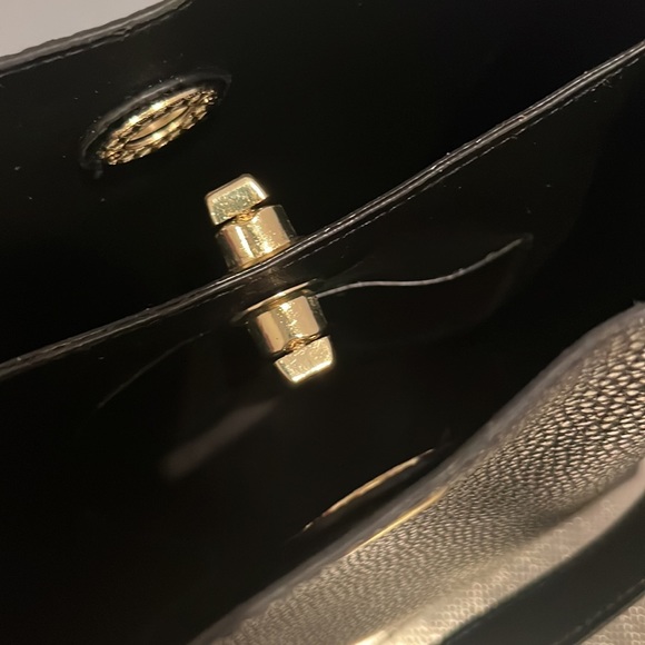 Black Fashion Vegan Leather Bucket Bag with Handle and Shoulder Strap 9”x9”x5” - Picture 6 of 11